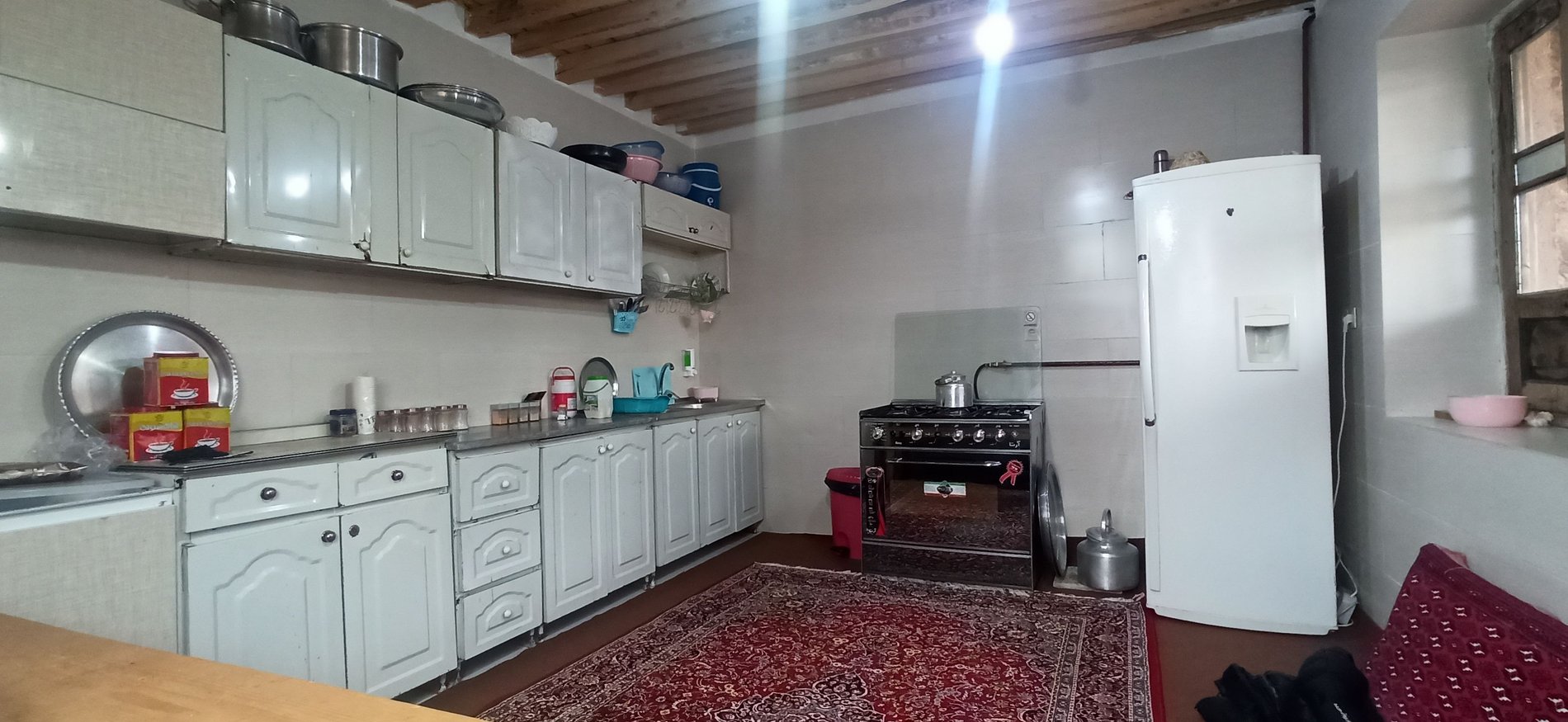 آناده - واحد همسایه شیردِل