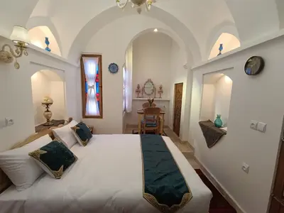 ویلا عمارت شمسه - واحد ترنج