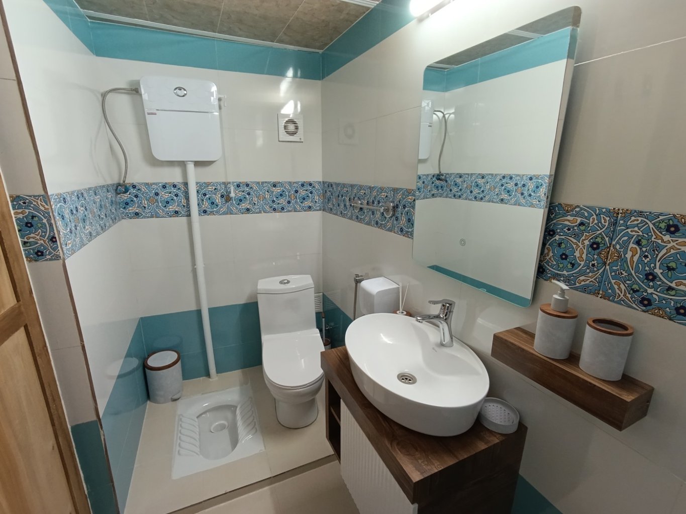 اقامتگاه سنتی عمارت شمسه - واحد رویا - نغمه