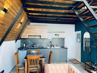 کلبه یک خوابه سوئیسی لونا واحد باران