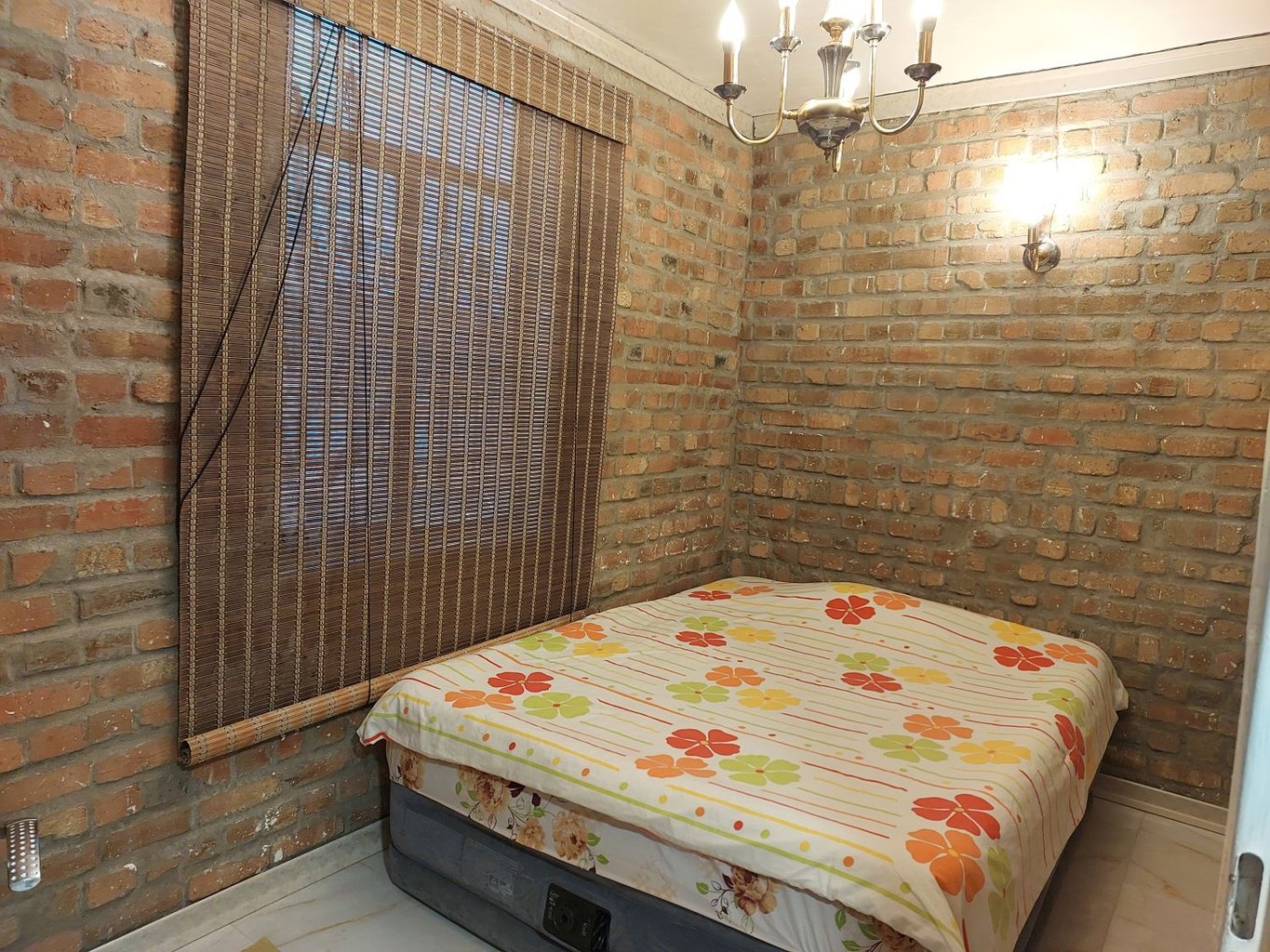 ویلا دوخوابه استخردار آبگرم باغ زنبق