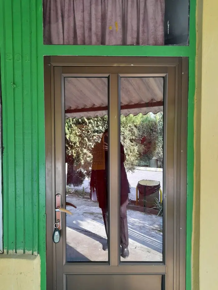 واحد سه تخته متل ساحلی شهرقصه1