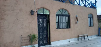 بومگردی ترنه - واحد یک خوابه چشمه