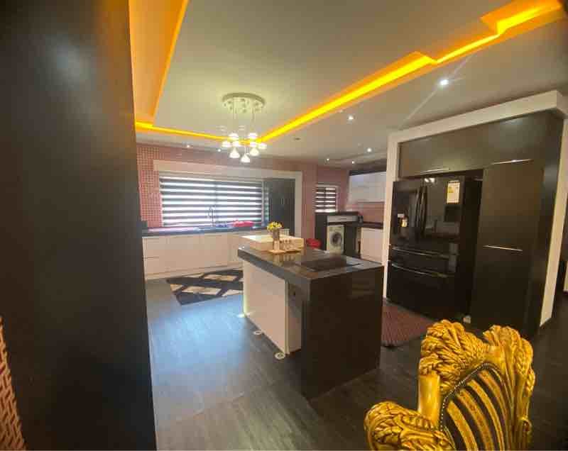 ویلا چهارخوابه استخردار آبگرم عمارت شارمین