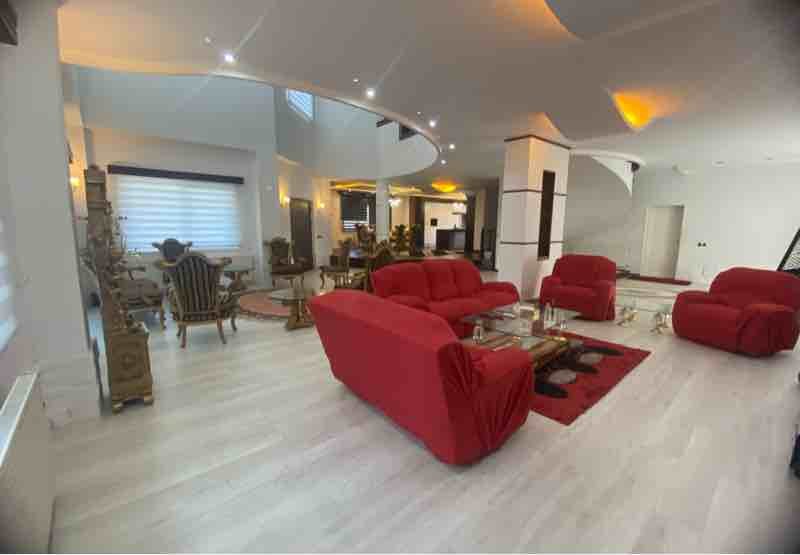 ویلا چهارخوابه استخردار آبگرم عمارت شارمین