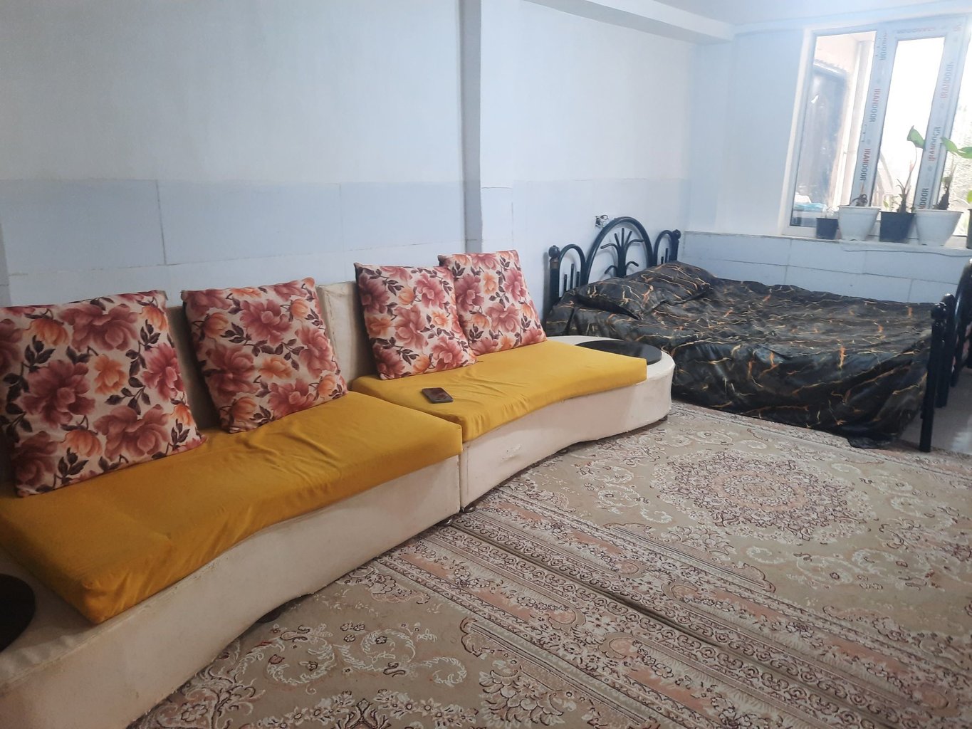 سوئیت فلت قوی سفید ۲