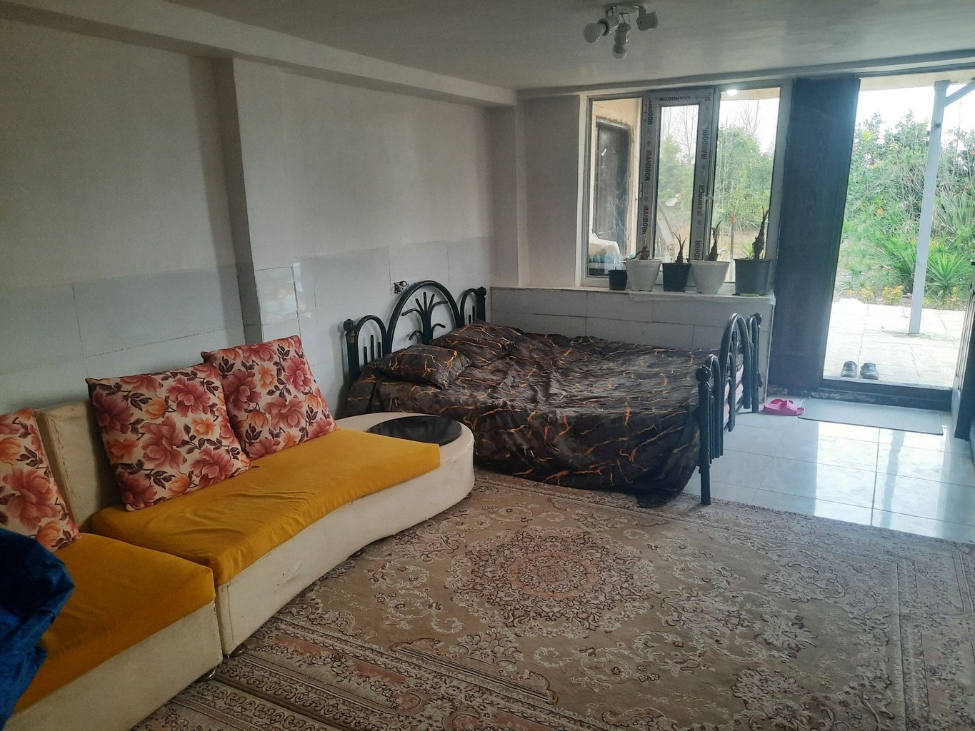 سوئیت فلت قوی سفید ۲