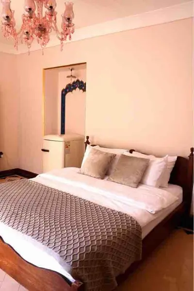 اقامتگاه سنتی فلت دیوان سالار لاجورد واحد دوتخته