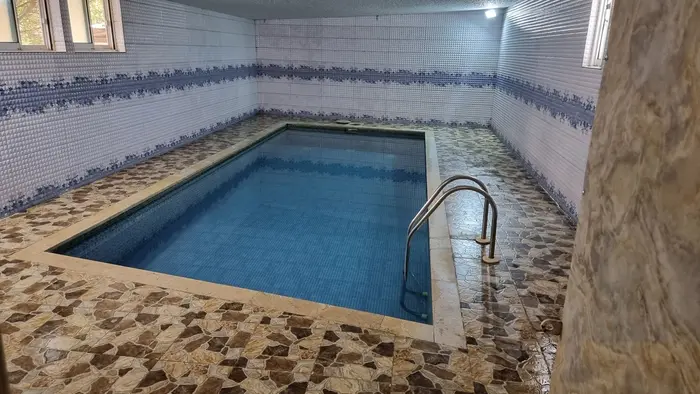 ویلا دوخوابه استخردار آبگرم پیمان ۱