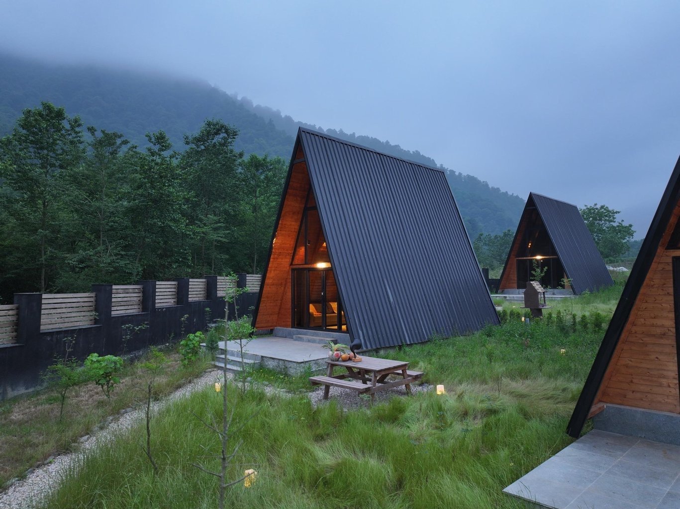 کلبه يک خوابه جكوزی دار گردشگری لفور