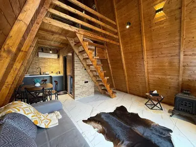 کلبه يک خوابه جكوزی دار گردشگری لفور