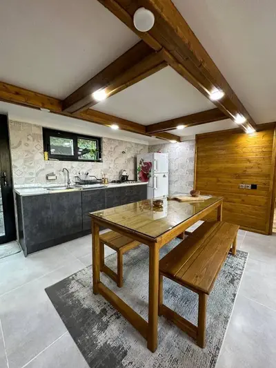 کلبه سه خوابه استخردار آبگرم دیدار تلارسر