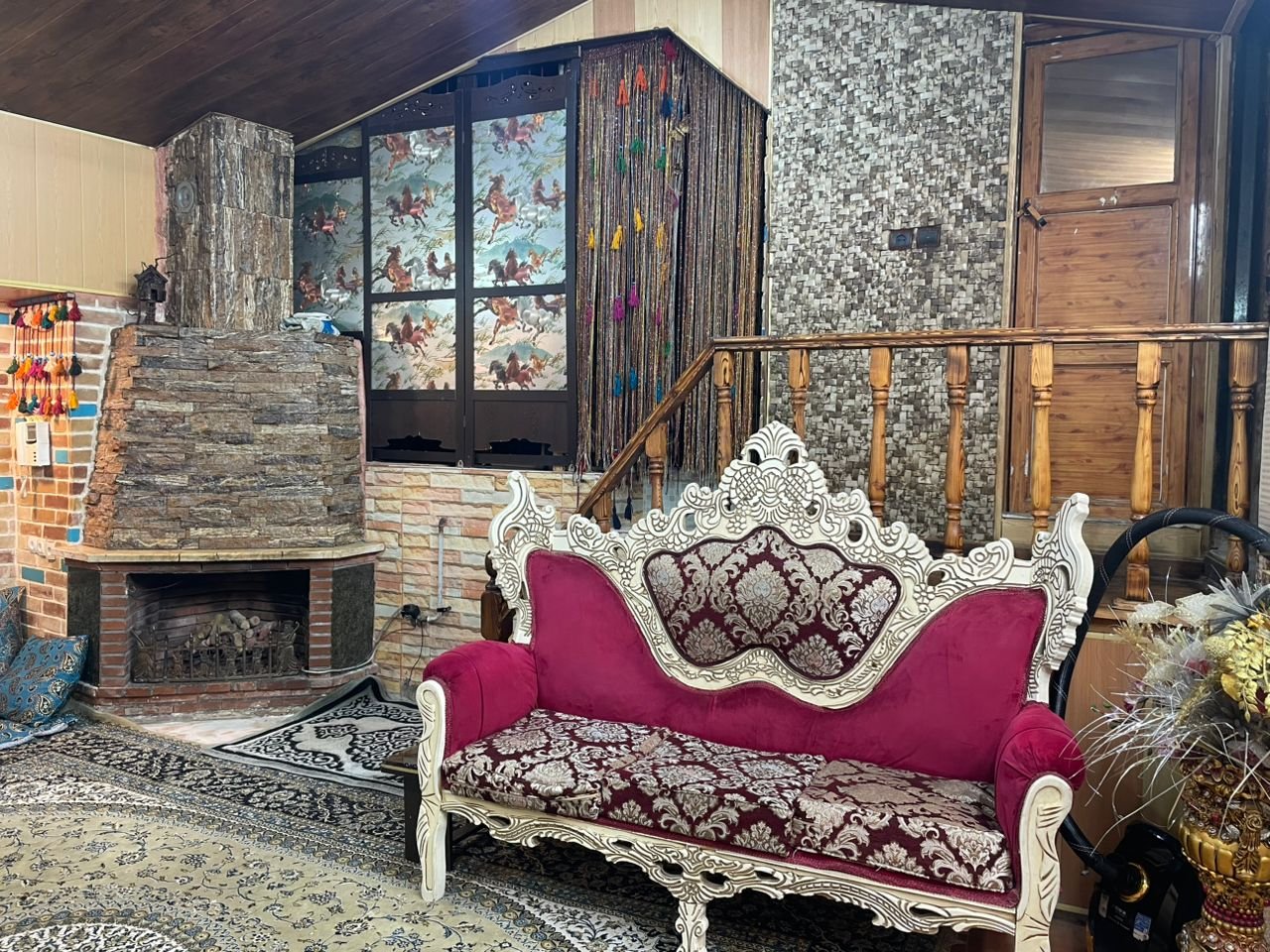 ویلا سه خوابه جنگلی لاویج