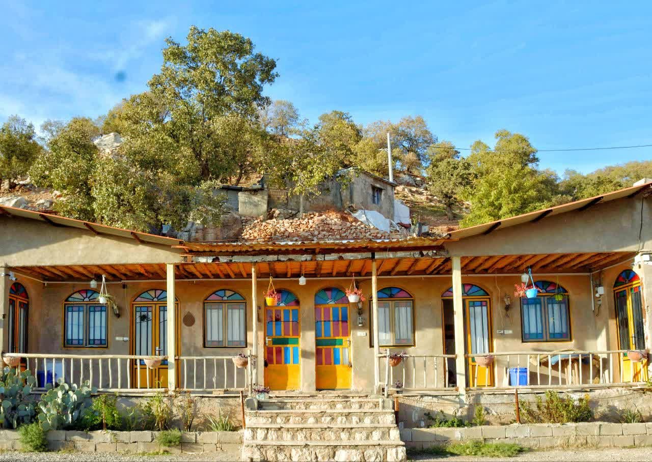 بوم گردی سنگ تراشان - واحد 2