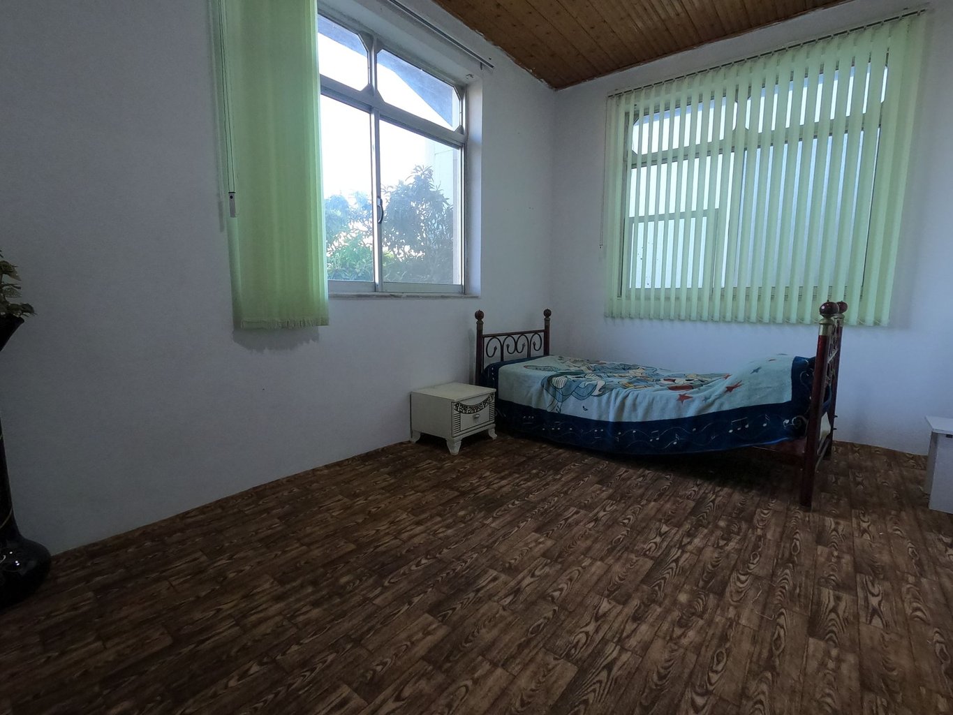 ویلا دوخوابه سرسبز غازیان