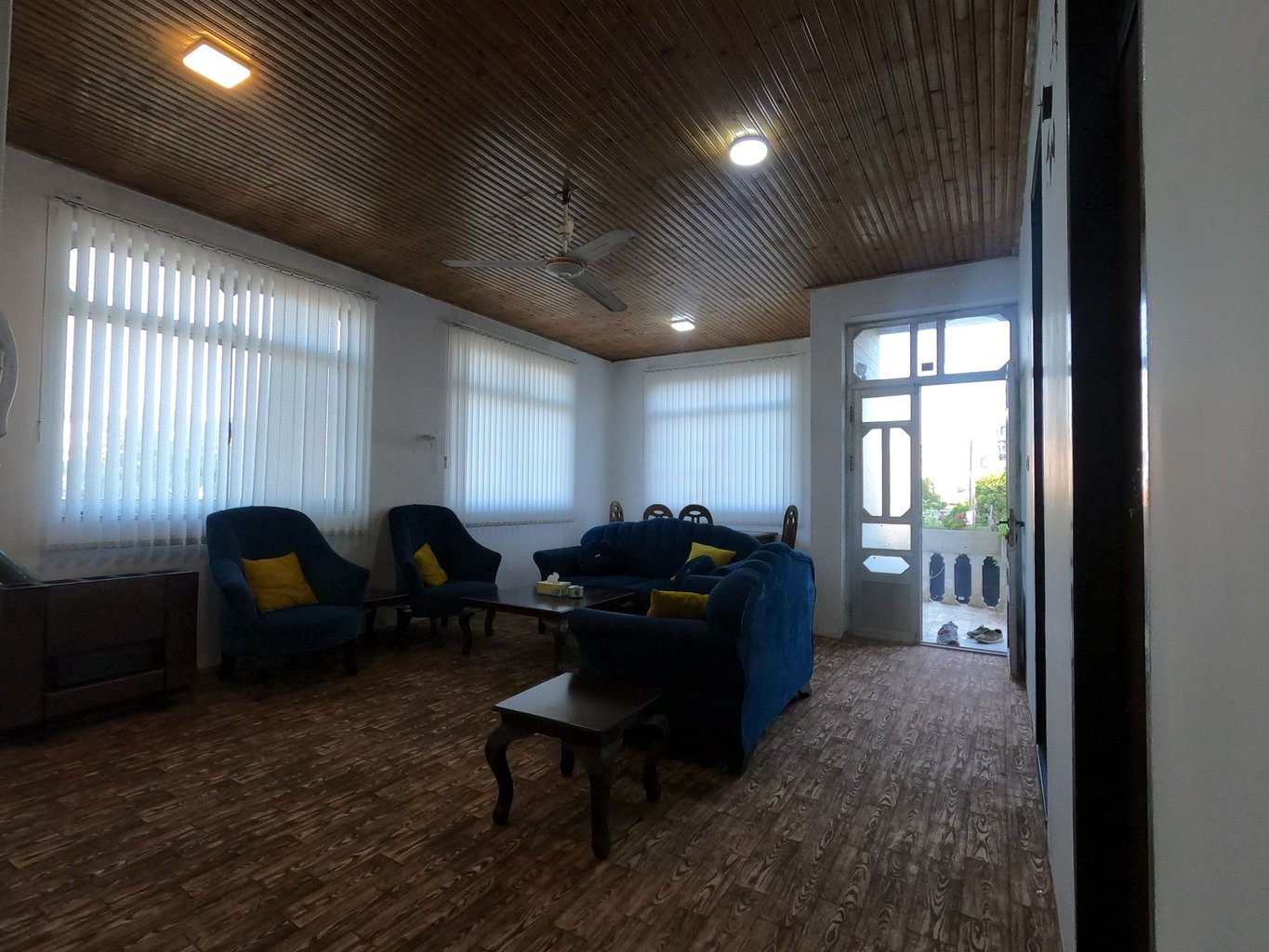 ویلا دوخوابه سرسبز غازیان