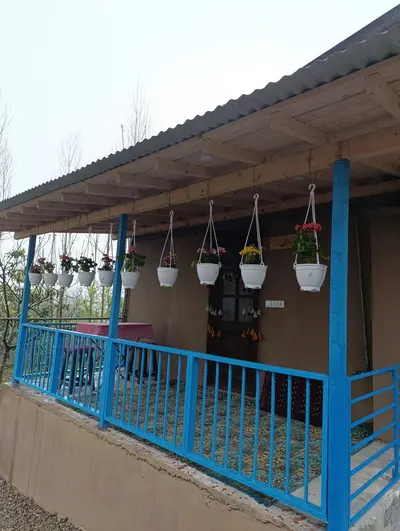 بومگردی اوستا بالا - واحد ماه جان