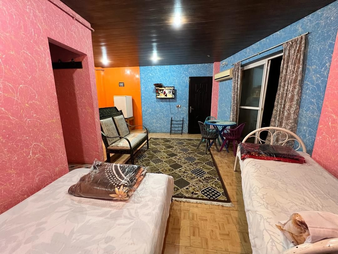 مسافرخانه سوئیت ساحلی تراس دار - ساحلی خورشید - واحد ۹