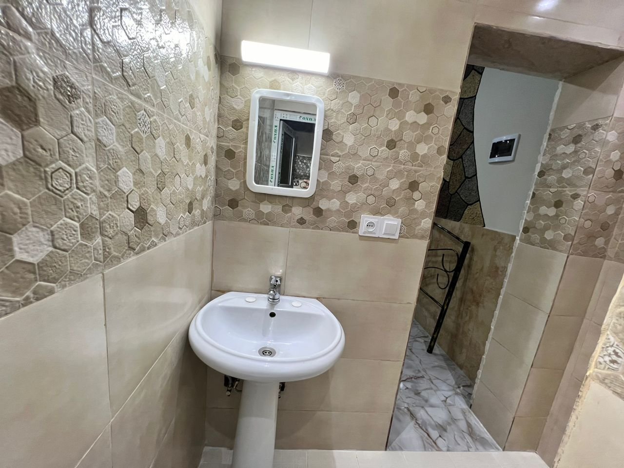 مسافرخانه متل خورشید - خورشید - سوئیت دید به دریا ۶