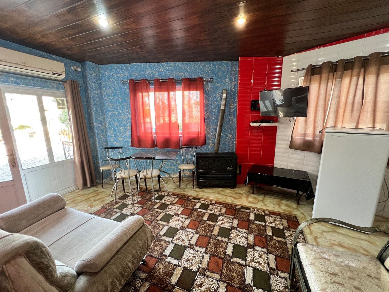 مسافرخانه متل خورشید - خورشید - واحد دید به دریا ۸