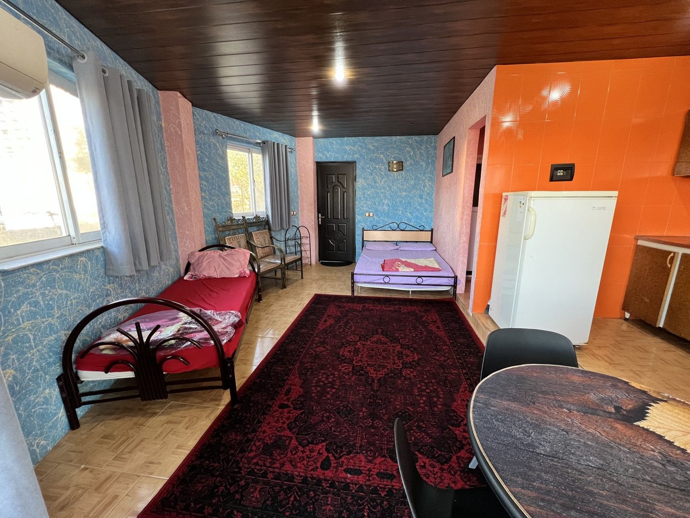 ساحلی خورشید - واحد 10