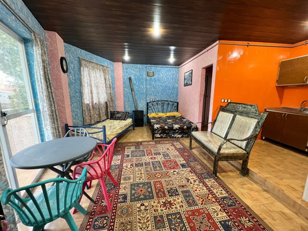 مسافرخانه سوئیت ساحلی تراس دار - ساحلی خورشید - واحد ۱۱