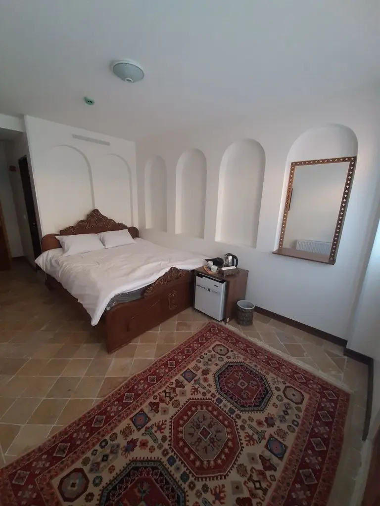 اقامتگاه سنتی شاهان - واحد 21 vip