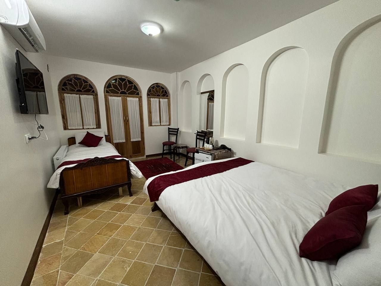 اقامتگاه سنتی شاهان - واحد ۱۴