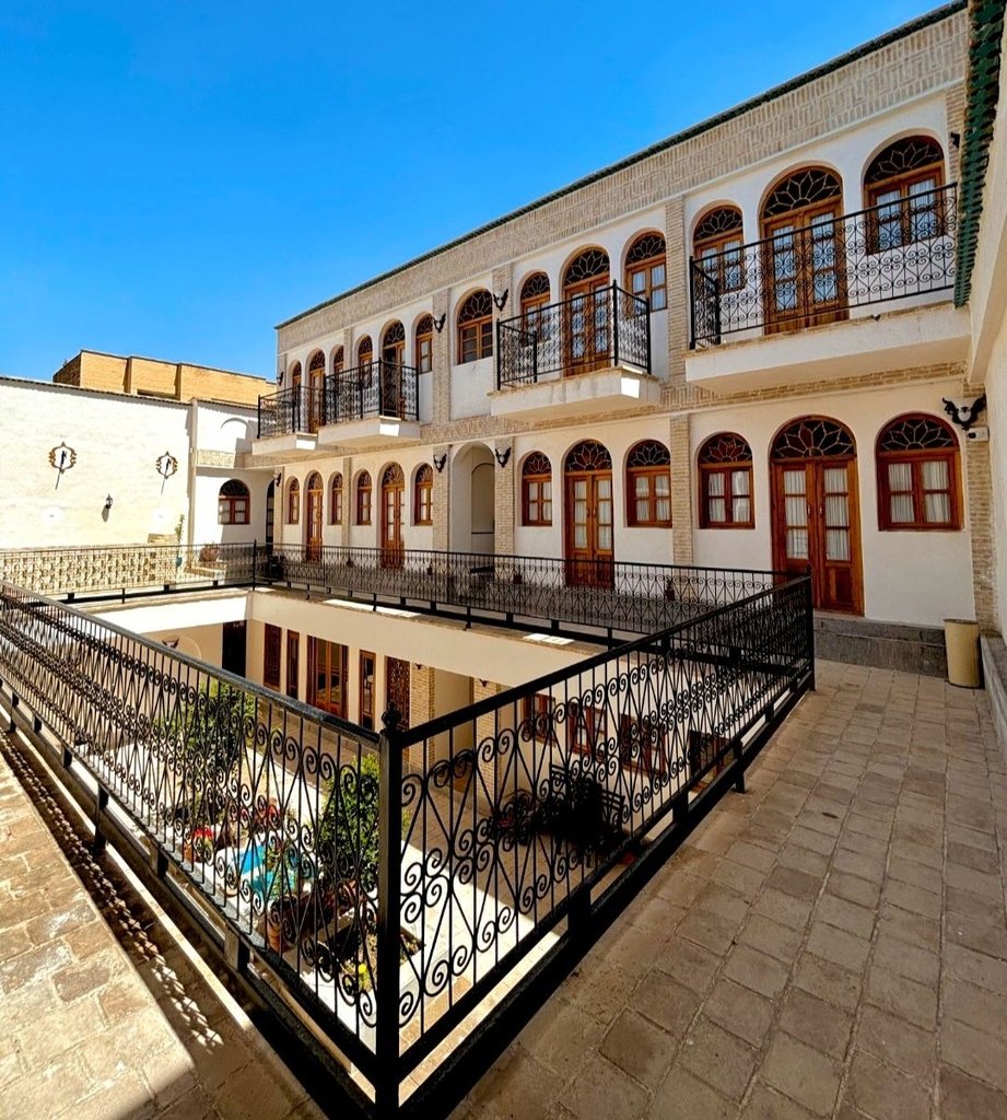 اقامتگاه سنتی شاهان - واحد 26 استاندارد اکونومی