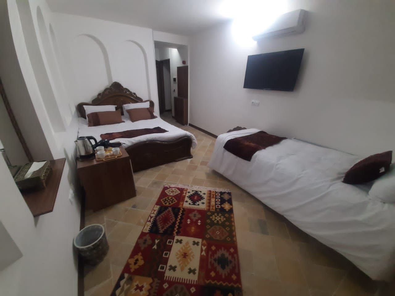 اقامتگاه سنتی شاهان - واحد 24 vip