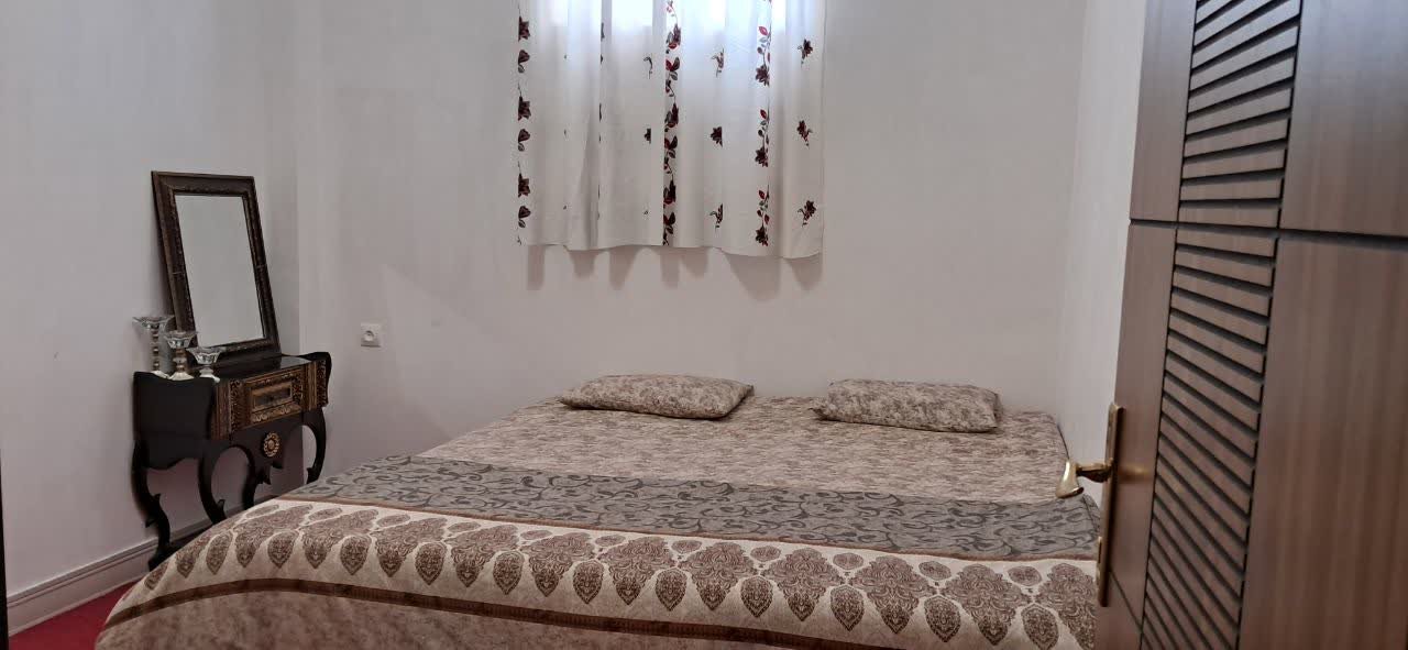 سوئیت یک خوابه زمانی زاینده رود