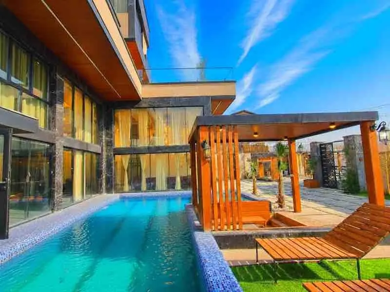 ویلا چهارخوابه دوبلکس استخردار آبگرم رویال مهرآباد - انتخاب عنوان تصویر