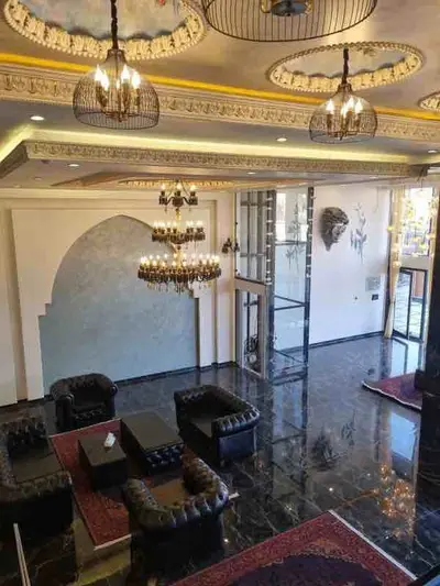 ویلا چهارخوابه دوبلکس استخردار آبگرم رویال مهرآباد