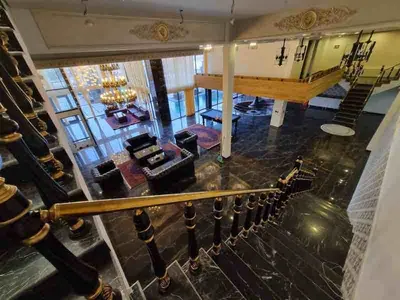 ویلا چهارخوابه دوبلکس استخردار آبگرم رویال مهرآباد