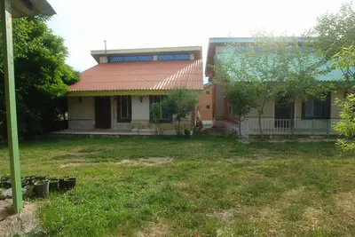 سوئیت فلت چناران