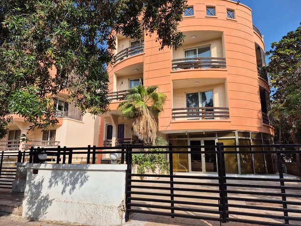 آپارتمان دوخوابه هیرمند واحد 2