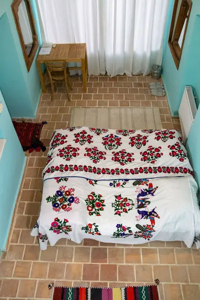 اقامتگاه سنتی خانه عروسک و اسباب بازی - واحد 1