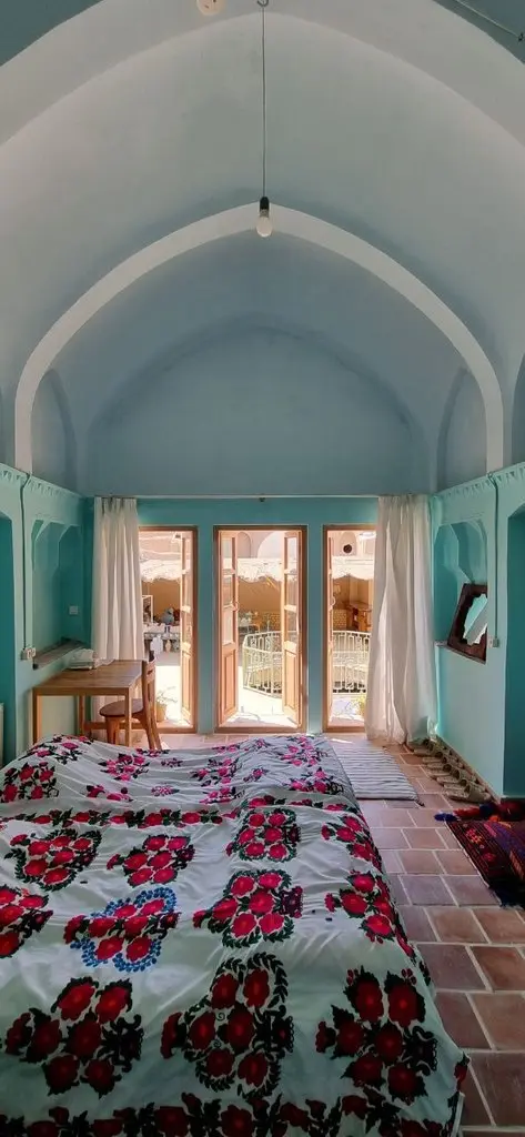 بوم گردی عروسک و اسباب بازی - واحد 2 - نمای داخلی اتاق۲