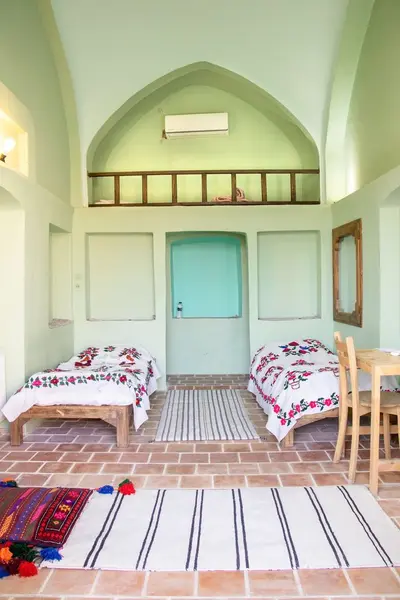 بومگردی عروسک و اسباب بازی - واحد 6