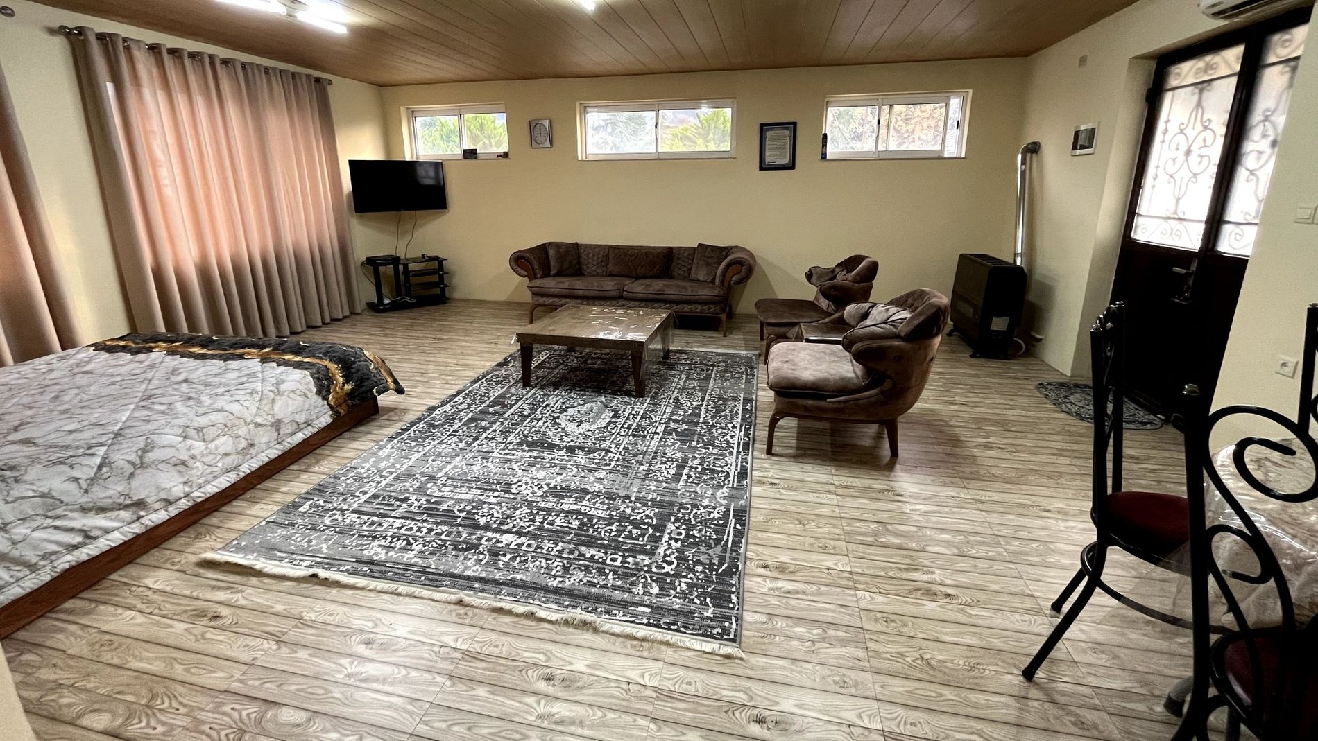 یک خوابه گلکده کنتیا