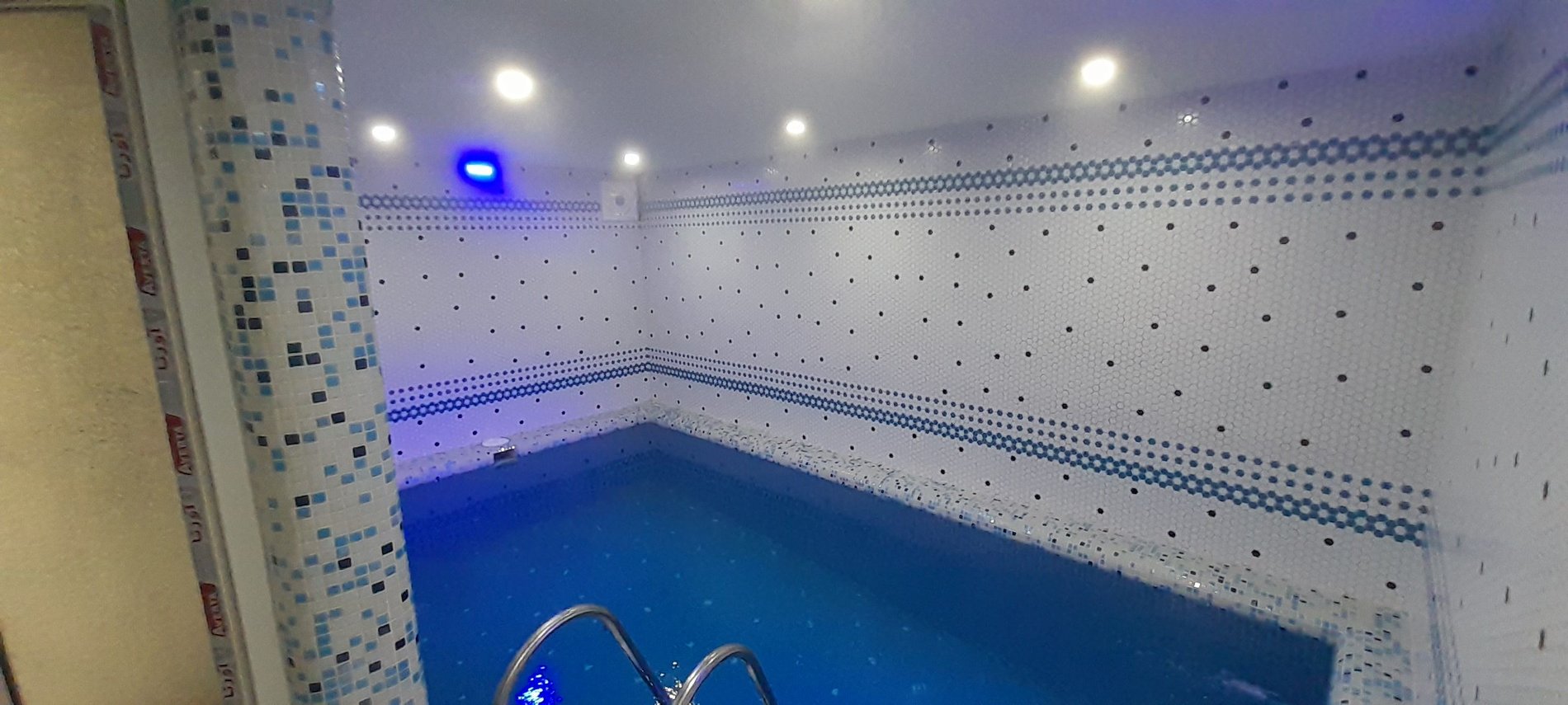 دوخوابه استخردار آبگرم باران