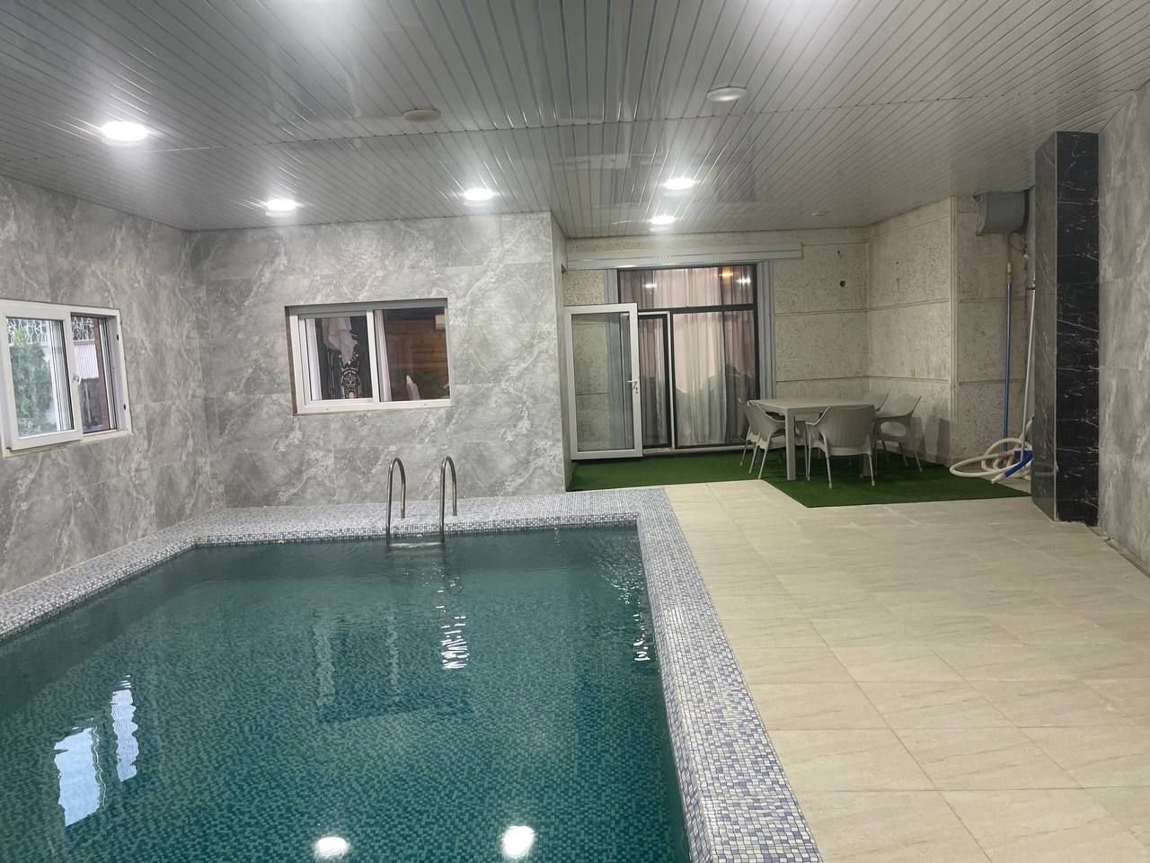 ویلا دوخوابه استخردار باغ یگانه