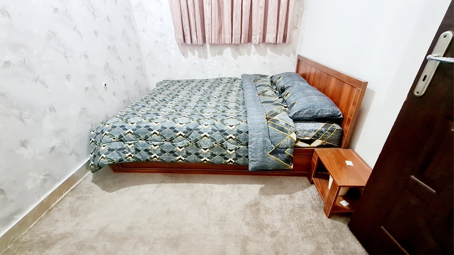 ویلا سه خوابه استخردار آبگرم باغ توسکا