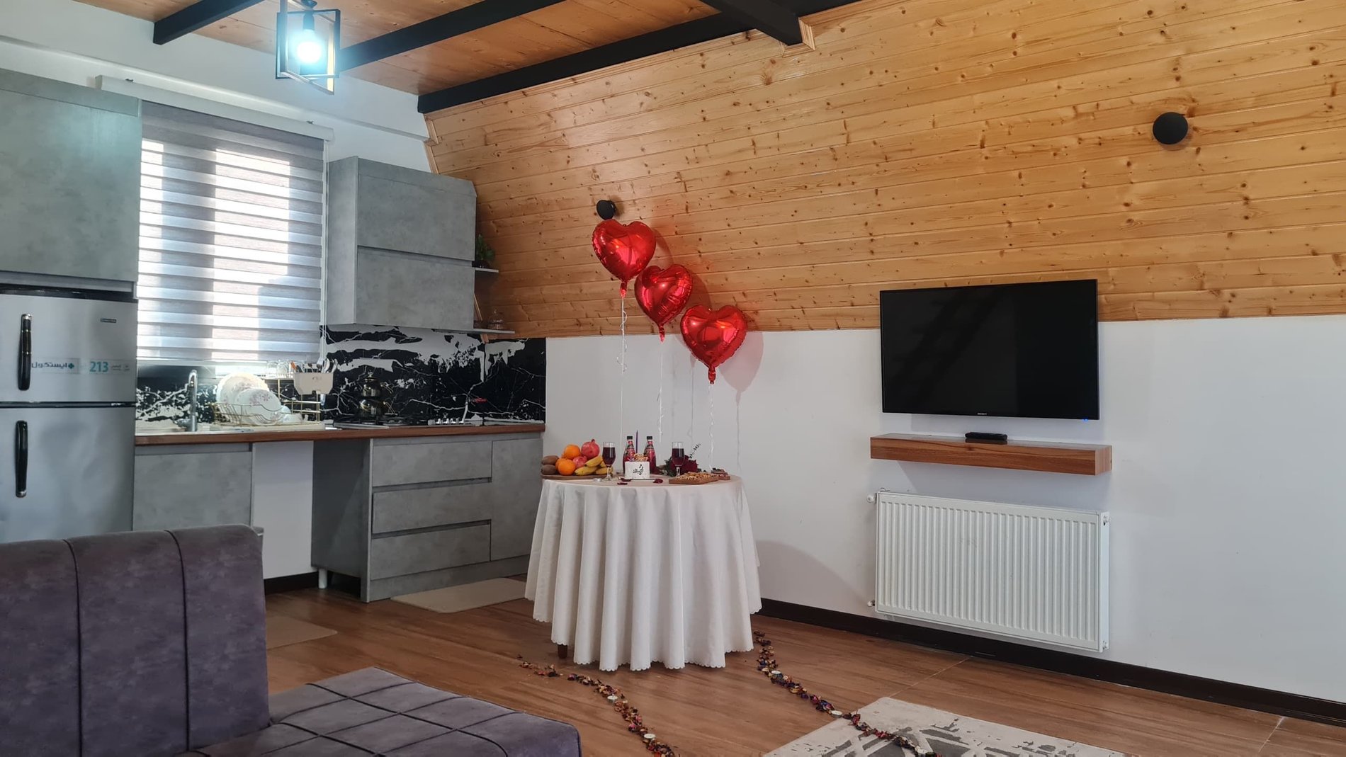 دوخوابه سوئیسی توسکا 1