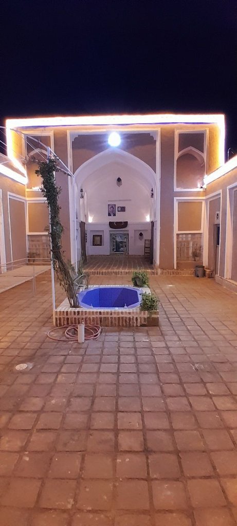 بوم گردی مراد آقا - واحد بادگیر