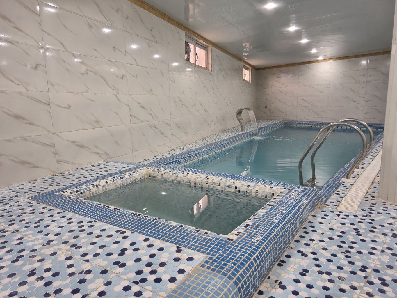 دوخوابه استخردار بالاچینو