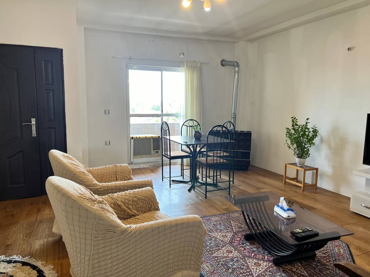 آپارتمان دوخوابه نواب 2