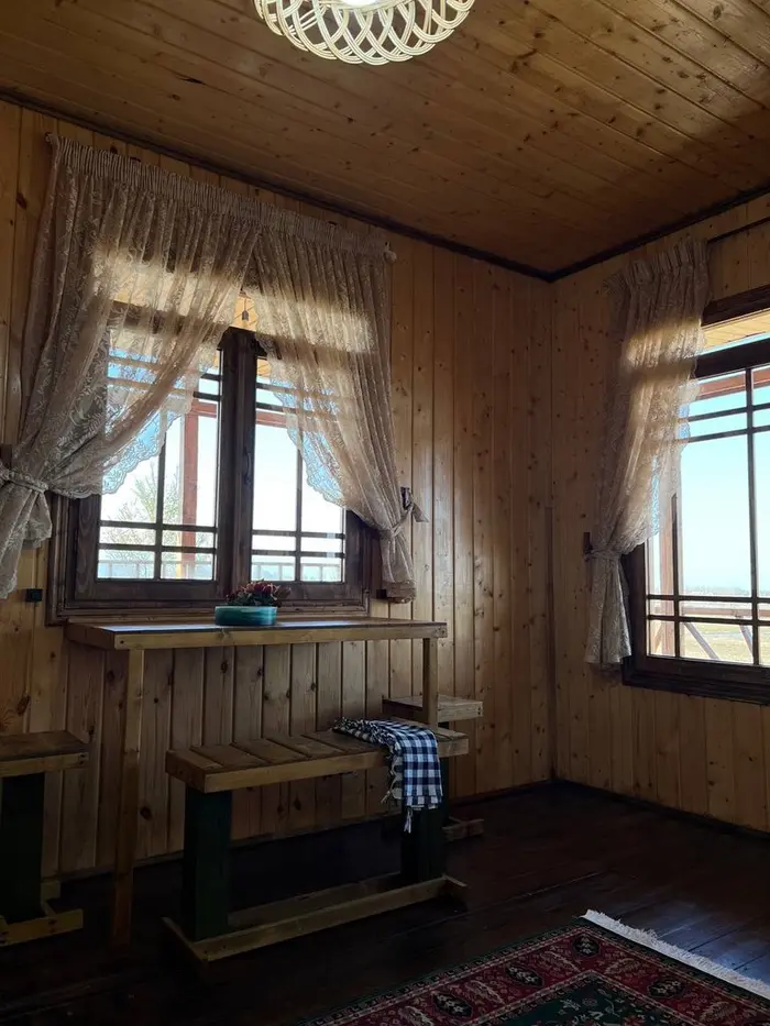 بوم گردی وارن - واحد ۱