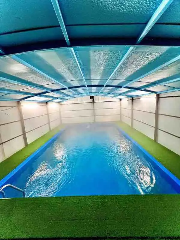 ویلا دوخوابه استخردار آبگرم بهارک ۲۱۲ - استخر