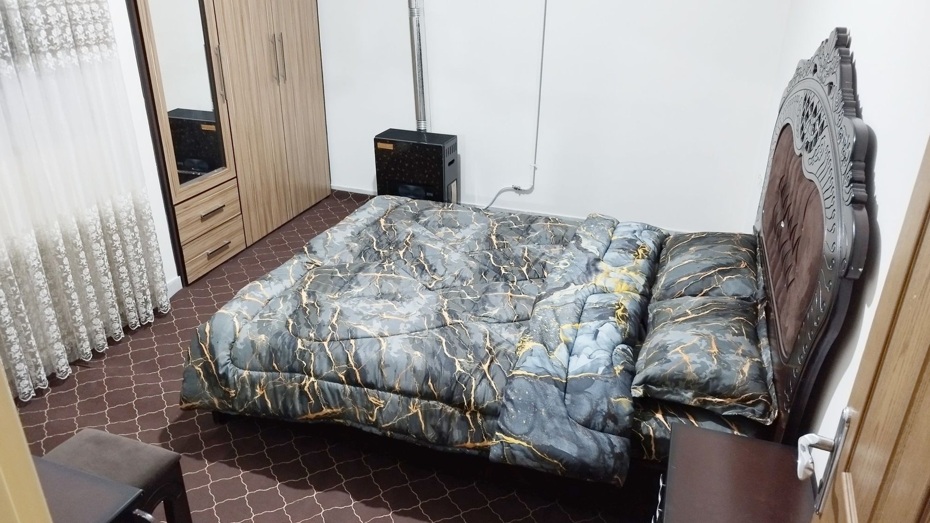 آپارتمان دوخوابه توشیبا بیانی